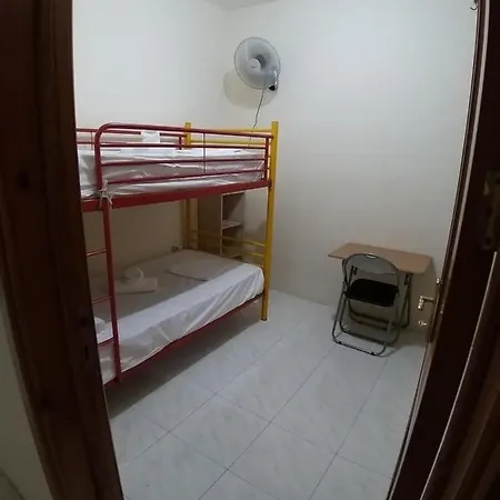 Private In A Shared * Il-Fgura