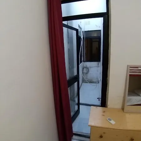 Private In A Shared Il-Fgura